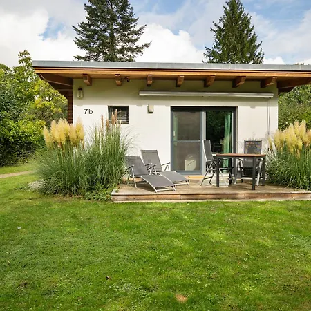 Kleine Sommerliebe - Mit Garten Am Radwanderweg * Warenshof