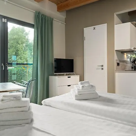 度假居 Kleine Sommerliebe - Mit Garten Am Radwanderweg *